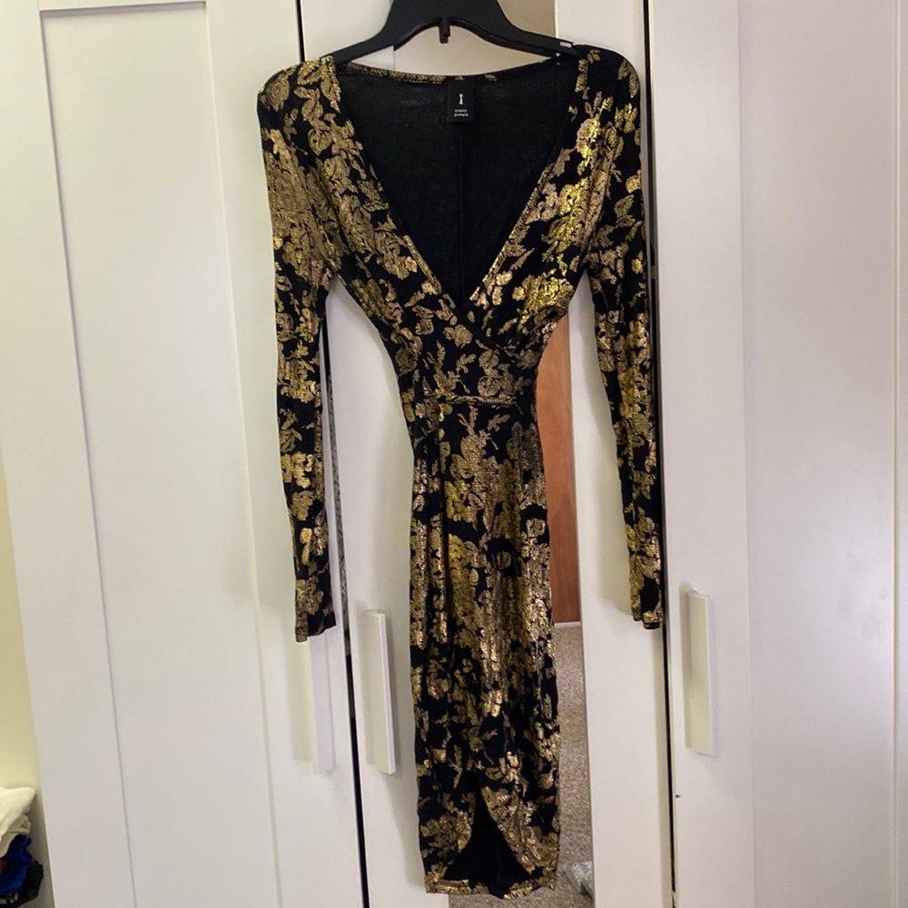 Long sleeve dress.